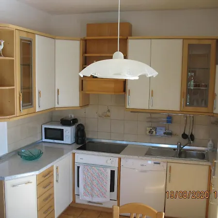 Aliana Apartment *