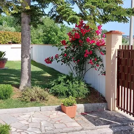 Appartement Aliana *